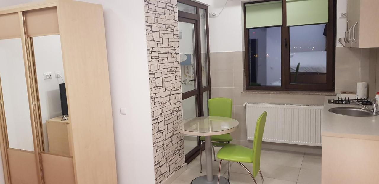 Center Apartments Iasi Exterior photo