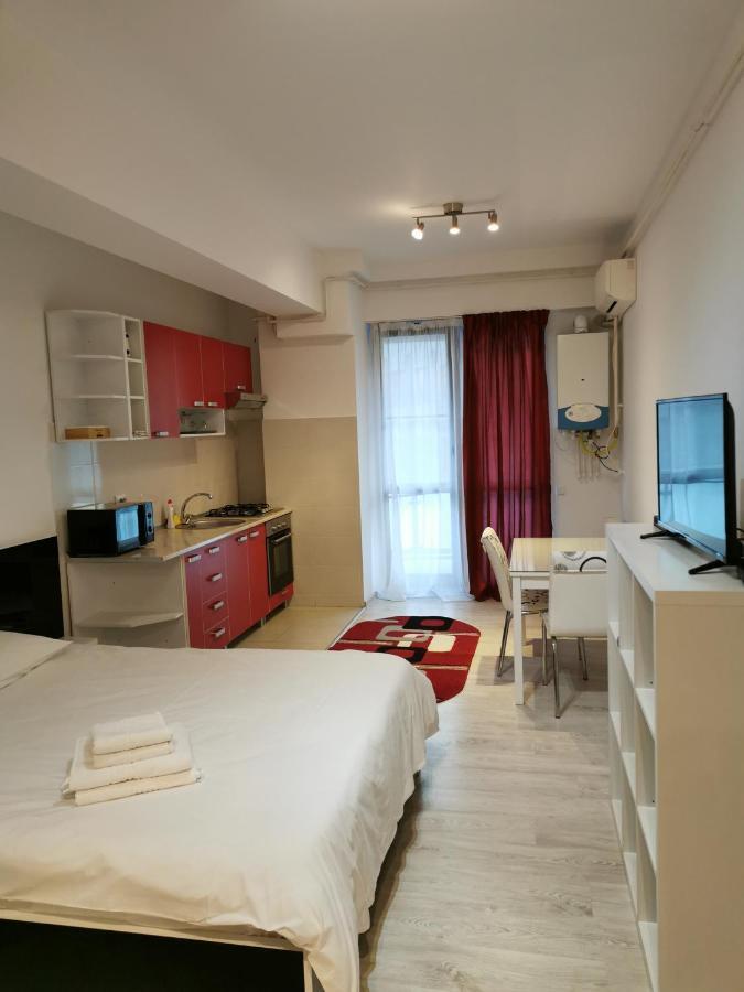 Center Apartments Iasi Exterior photo